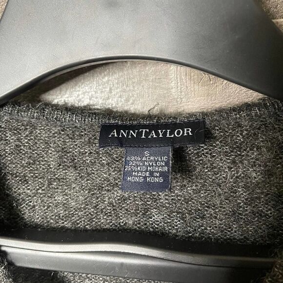 Ann Taylor Pullover Small - Picture 3 of 3
